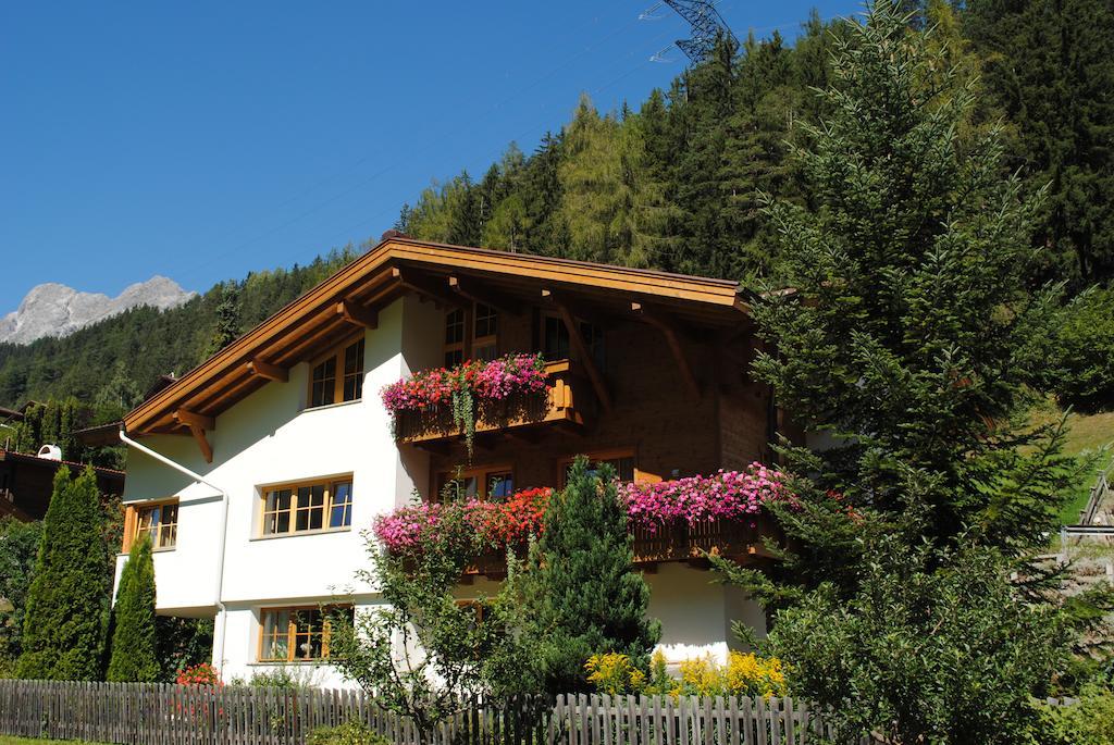 Haus Untergand Apartment St. Anton am Arlberg Exterior foto