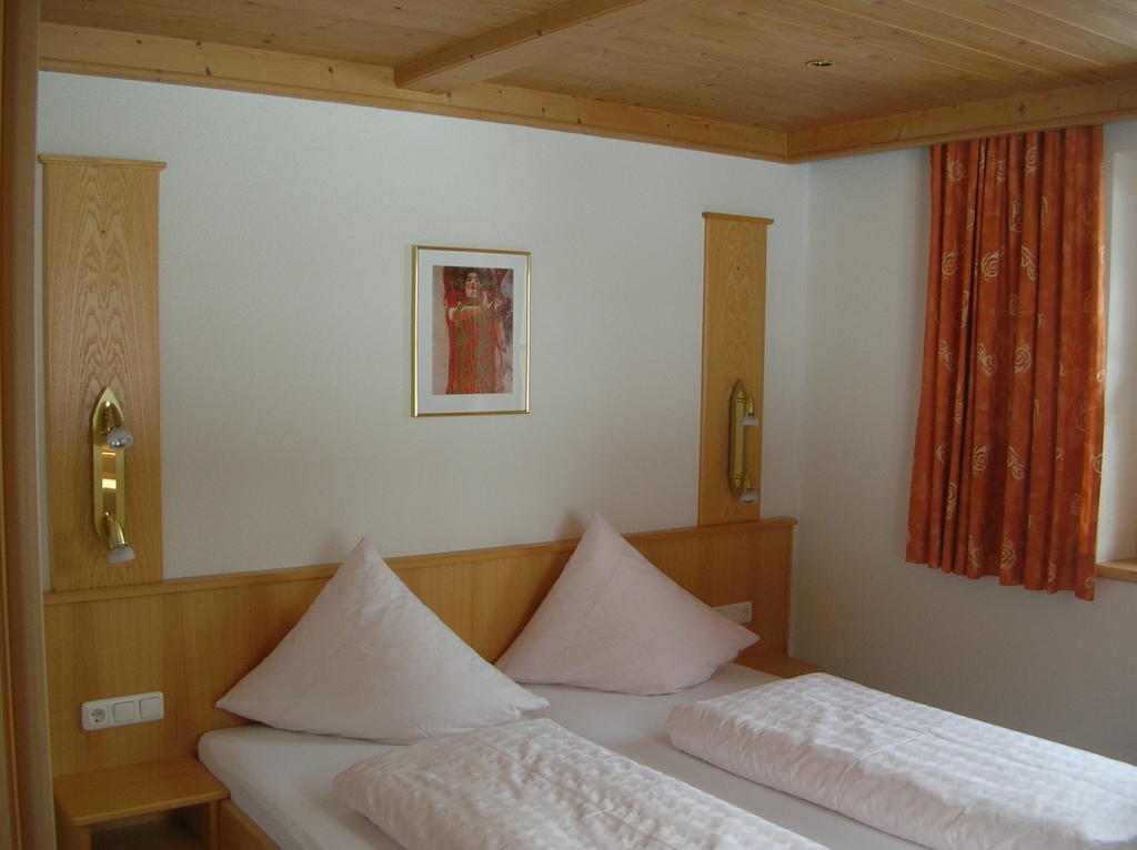 Haus Untergand Apartment St. Anton am Arlberg Cameră foto