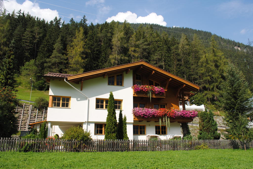 Haus Untergand Apartment St. Anton am Arlberg Exterior foto