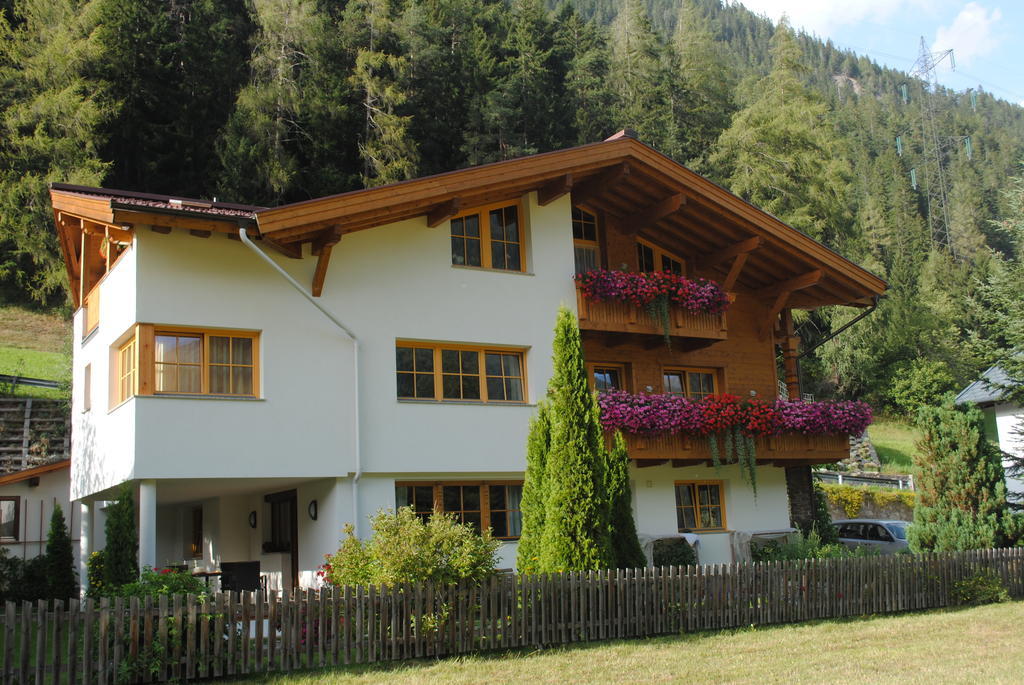 Haus Untergand Apartment St. Anton am Arlberg Exterior foto